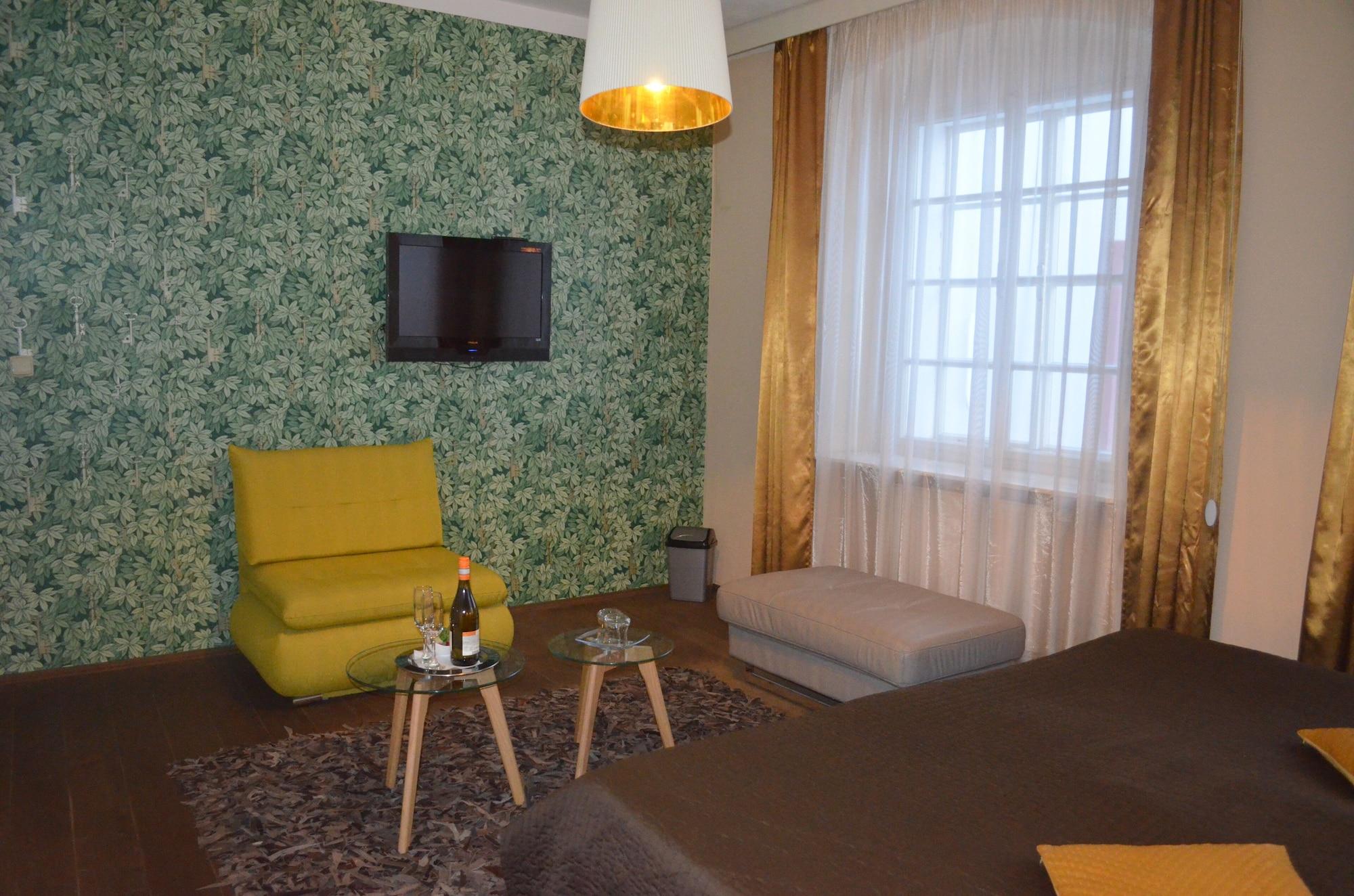 Hotel Peregrin Чески-Крумлов Экстерьер фото